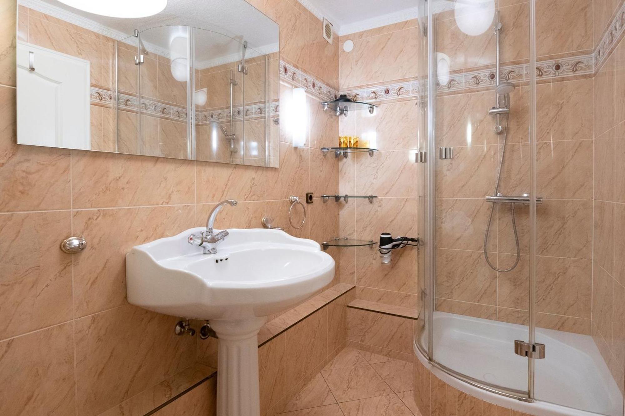 Rosenstrasse 1B Suite Грёмиц Экстерьер фото